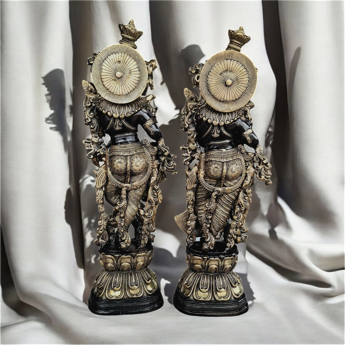 BRASS RADHA KRISHNA IDOL HEIGHT 29 INCHES - Image 2